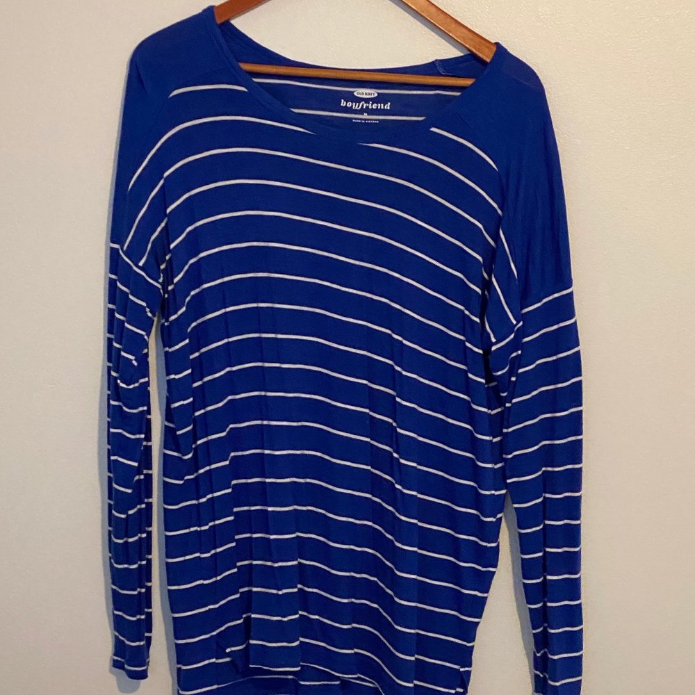 Long sleeve striped shirt